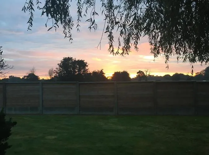 Cote Jardin Des Charmilles 3* Quettehou