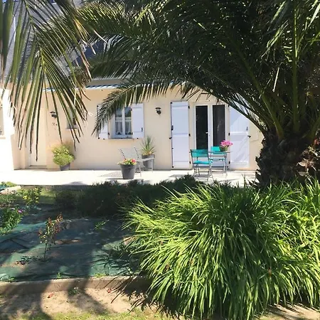 Cote Jardin Des Charmilles 3*